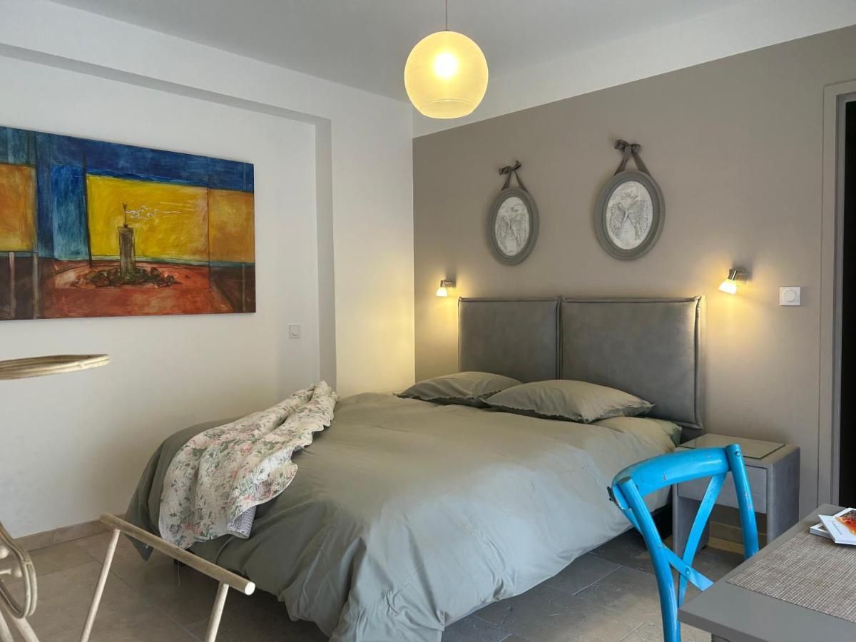 Bed and Breakfast Au Ciel Etoile à Castillon-du-Gard Extérieur photo